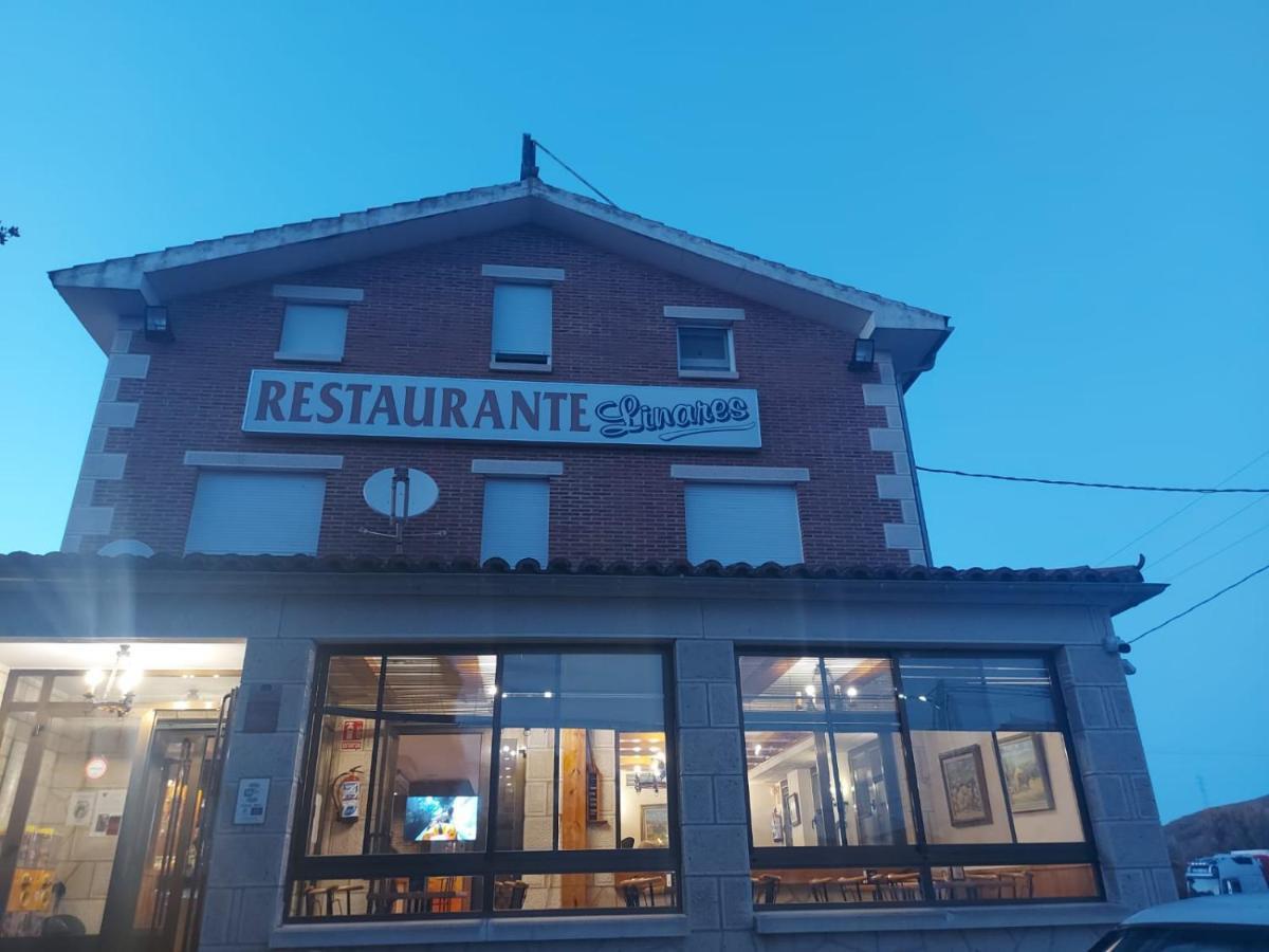 Hostal Linares Villanueva de Argaño Exteriér fotografie