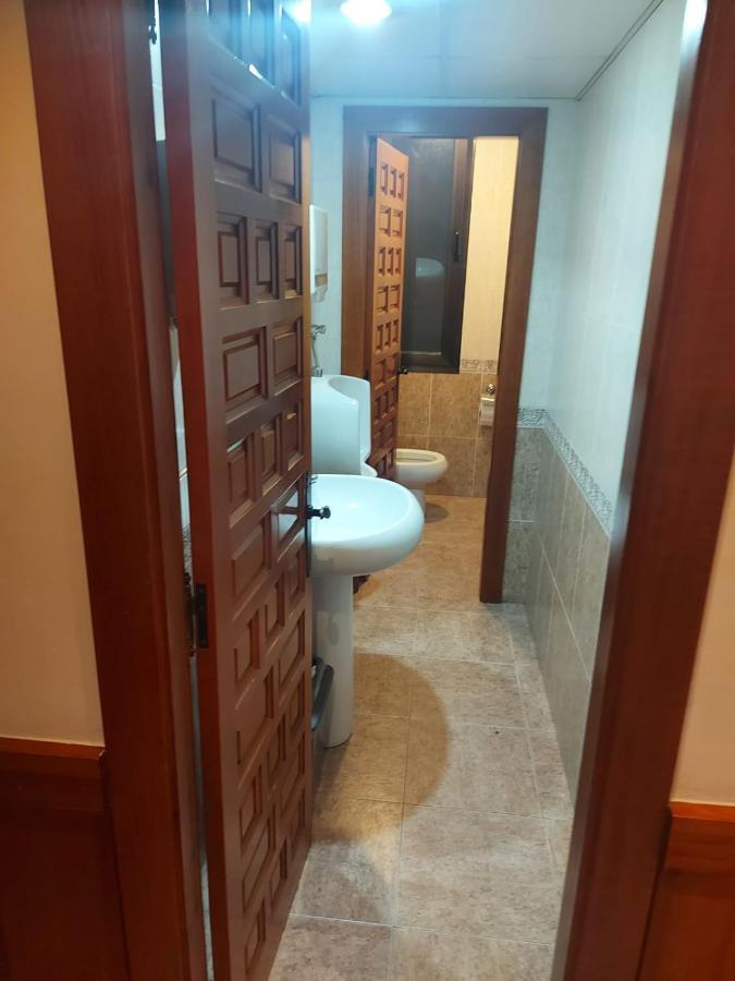 Hostal Linares Villanueva de Argaño Exteriér fotografie